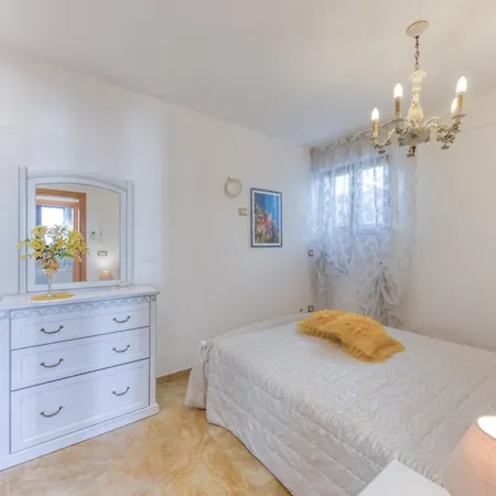 Il Girasole Apartment Torre Vado