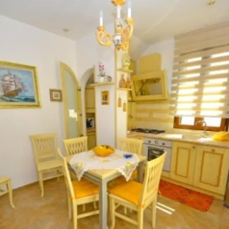 Il Girasole Apartment Torre Vado