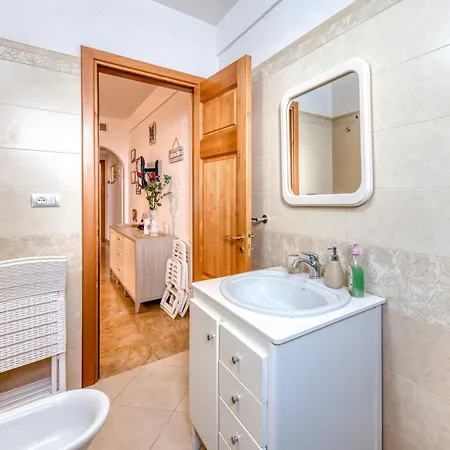 Il Girasole Apartment Torre Vado